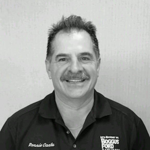 Meet your Posher, Erik - Picture 1 of 1